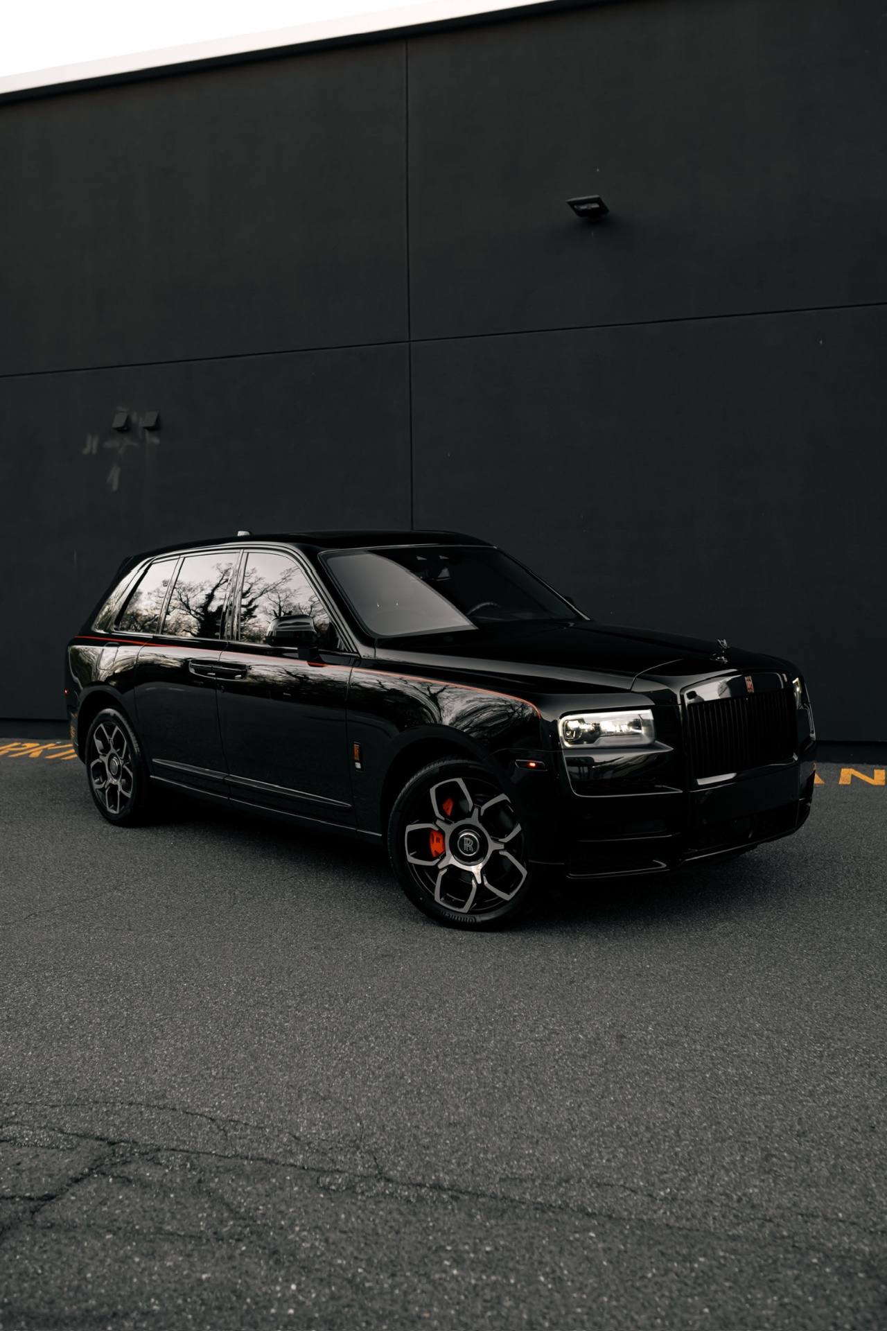 Rolls Royce Cullinan Black