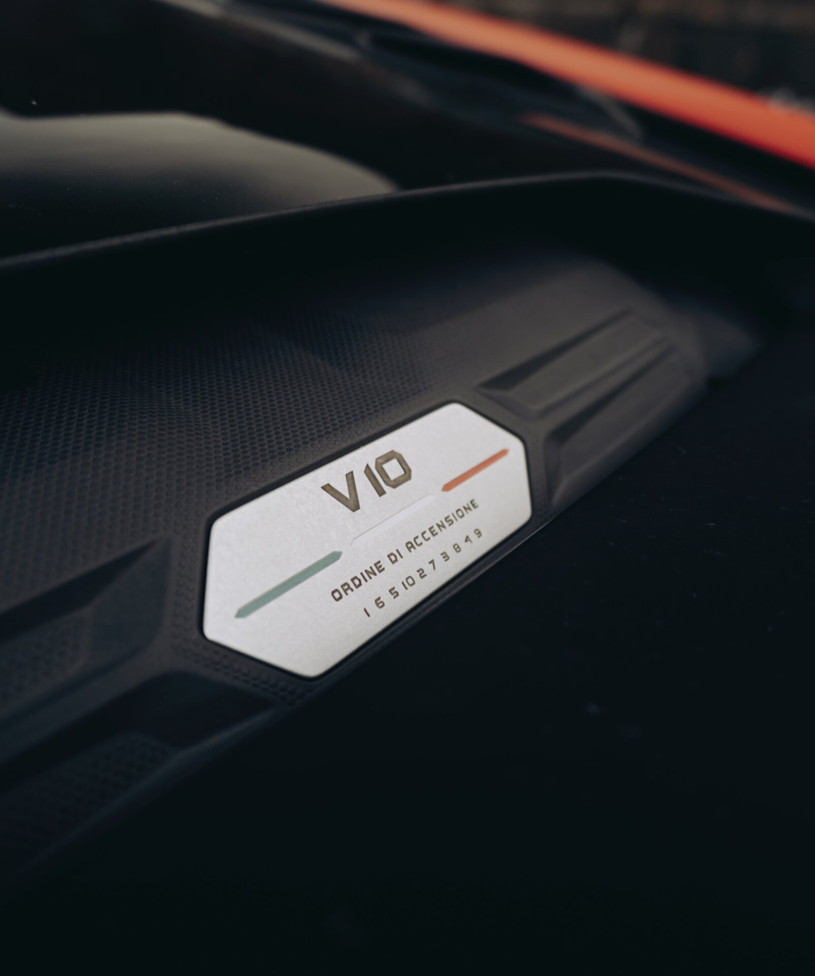 Lamborghini Huracan Evo Red