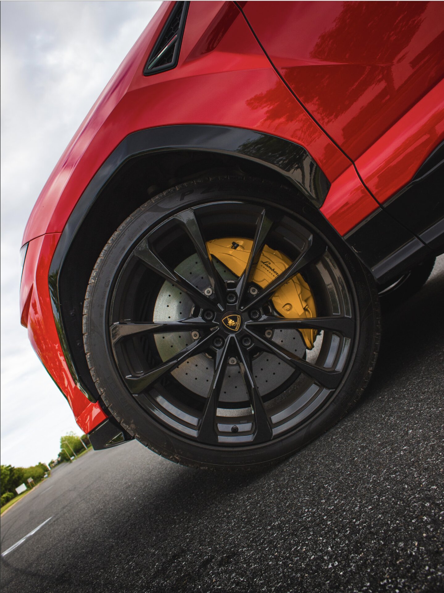 Lamborghini Urus Red
